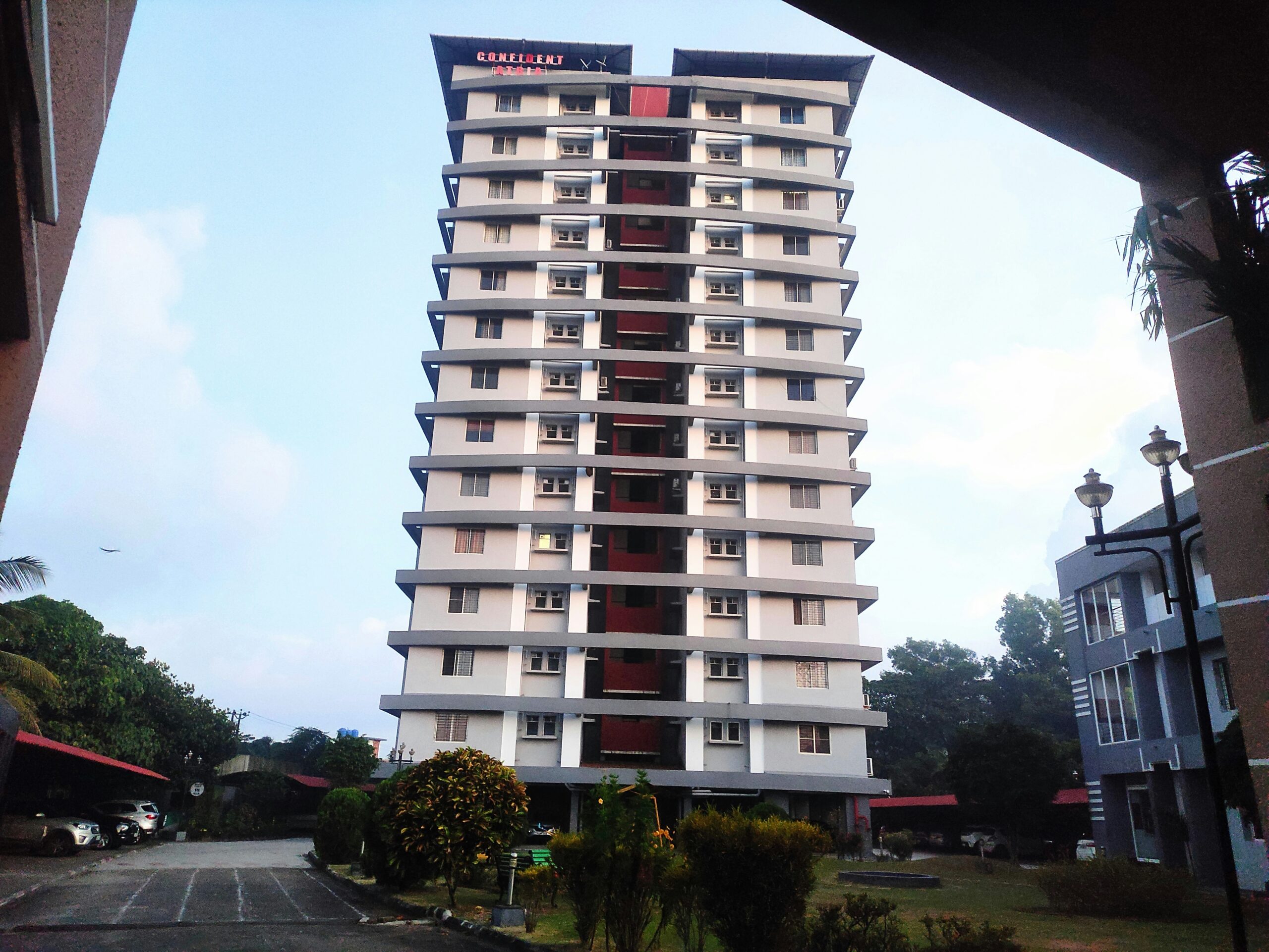 jacob-antony-RUOLhYJF75w-unsplash